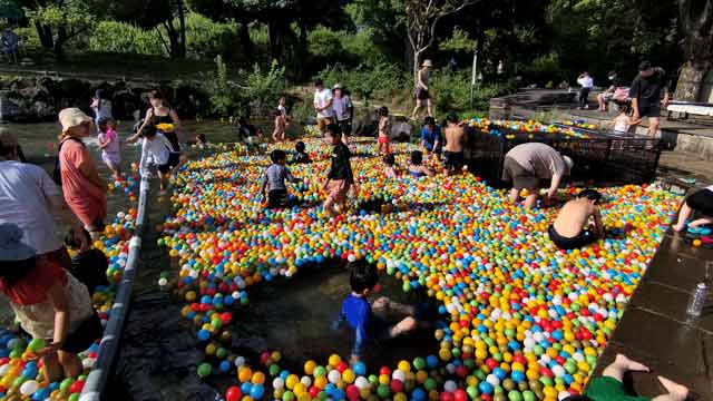 郷土の森、ボールプール2